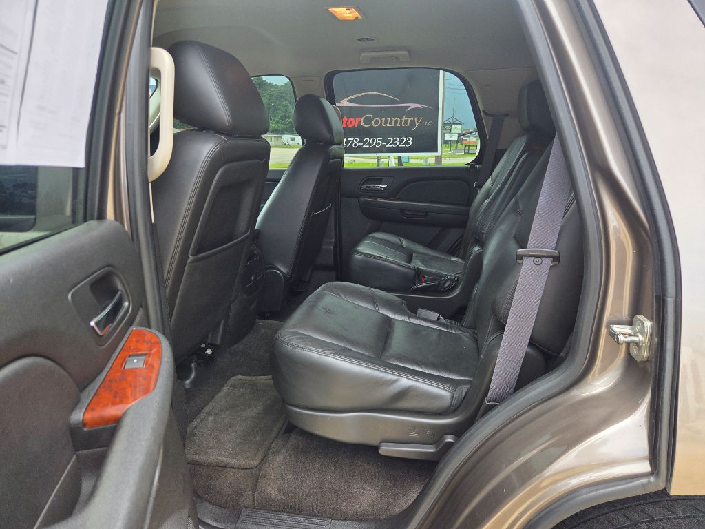 2013 Chevrolet Tahoe LT - Photo 12