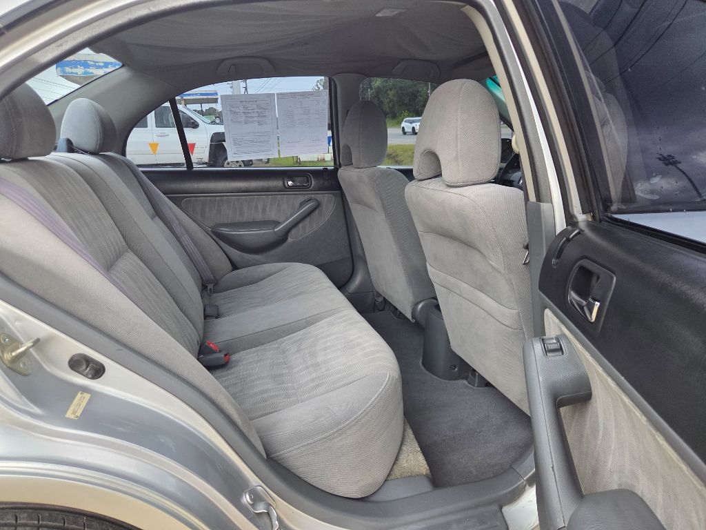 2002 Honda Civic LX - Photo 13