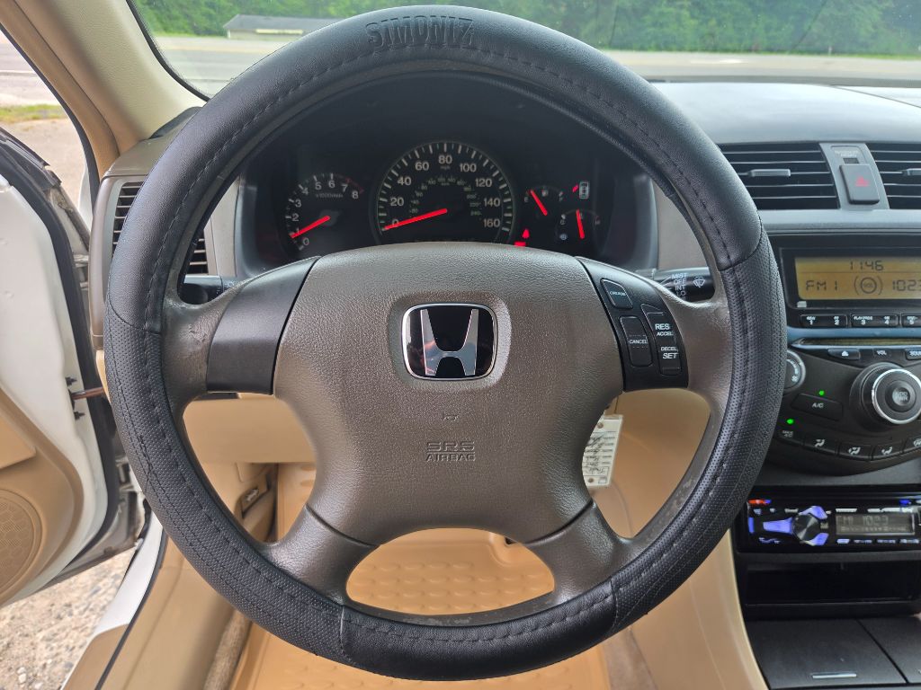 2005 Honda Accord LX - Photo 16