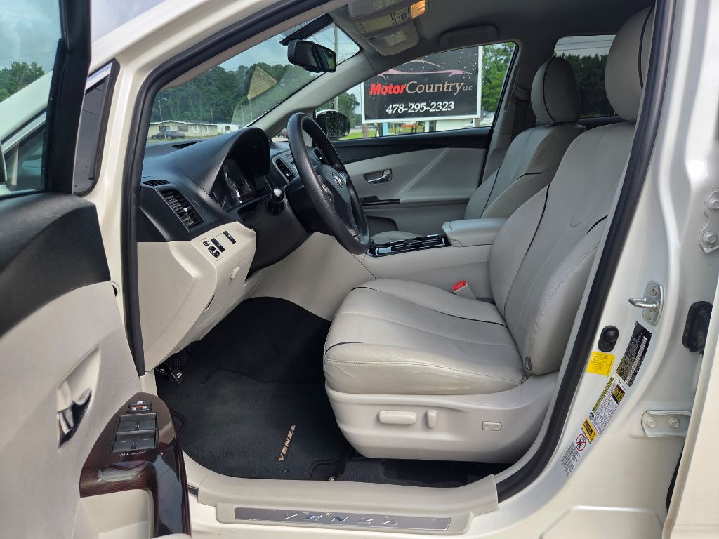 2011 Toyota Venza Base - Photo 13