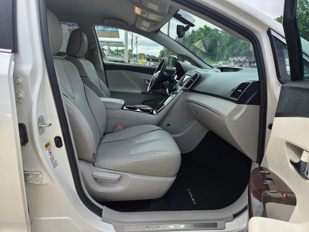 2011 Toyota Venza Base - Photo 15